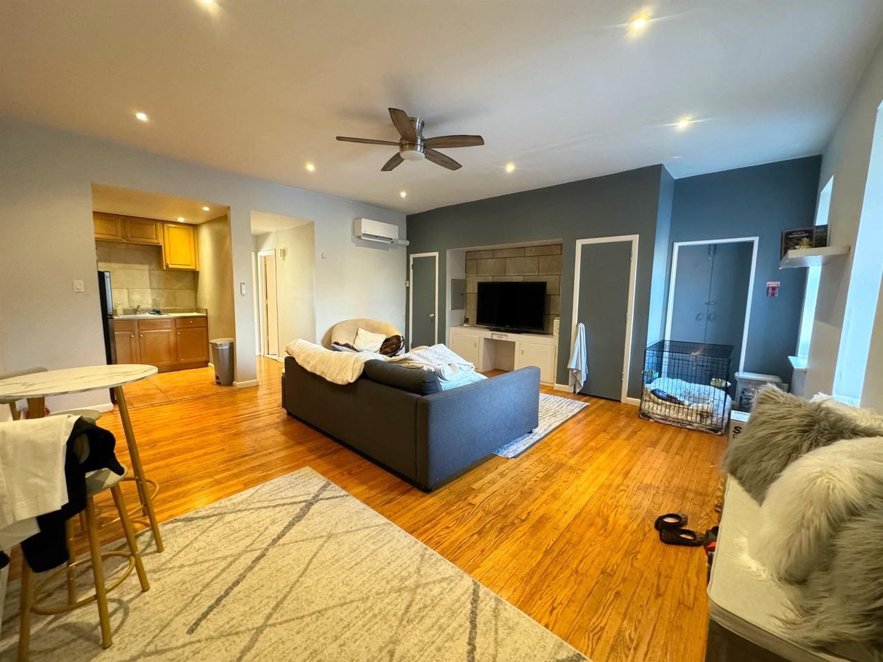 322 South 11th Street - Photo 5 of 19