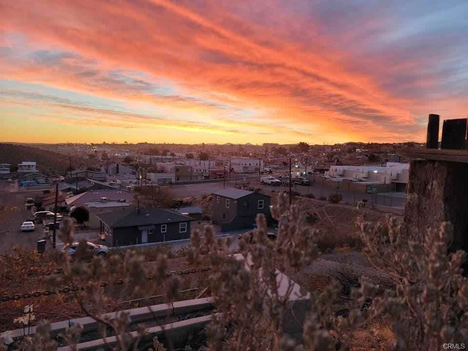 200 W White Street - Photo 3 of 10