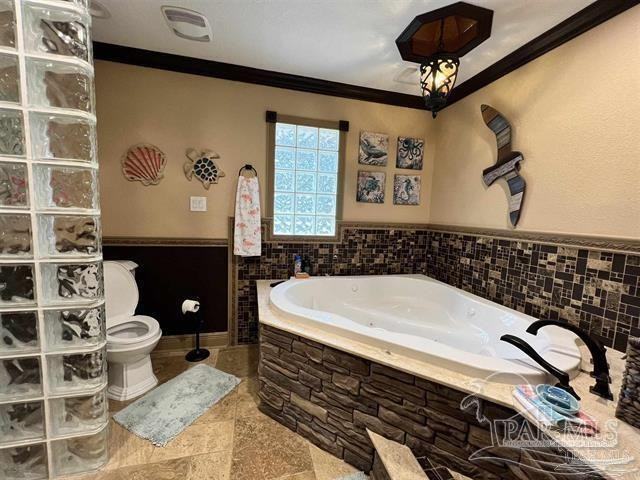 Innerarity Point Road- 14013 - Photo 2 of 17