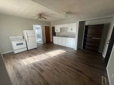 81 McKinley Avenue South - Photo 7 of 22