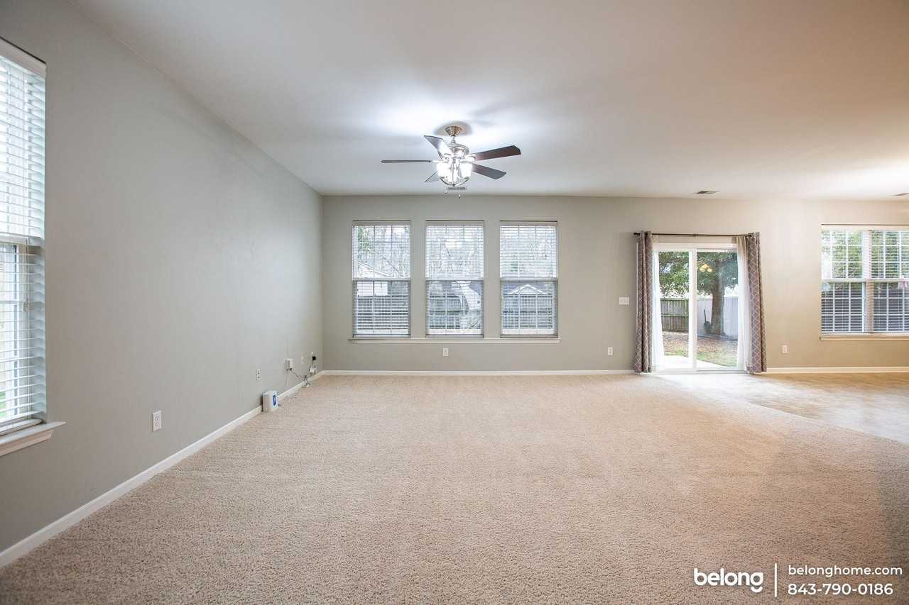 113 Roadster Row - Photo 4 of 27