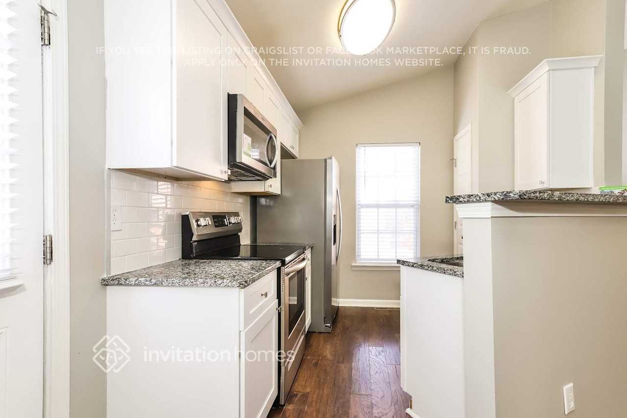 4210 Whitfield Rd - Photo 6 of 15