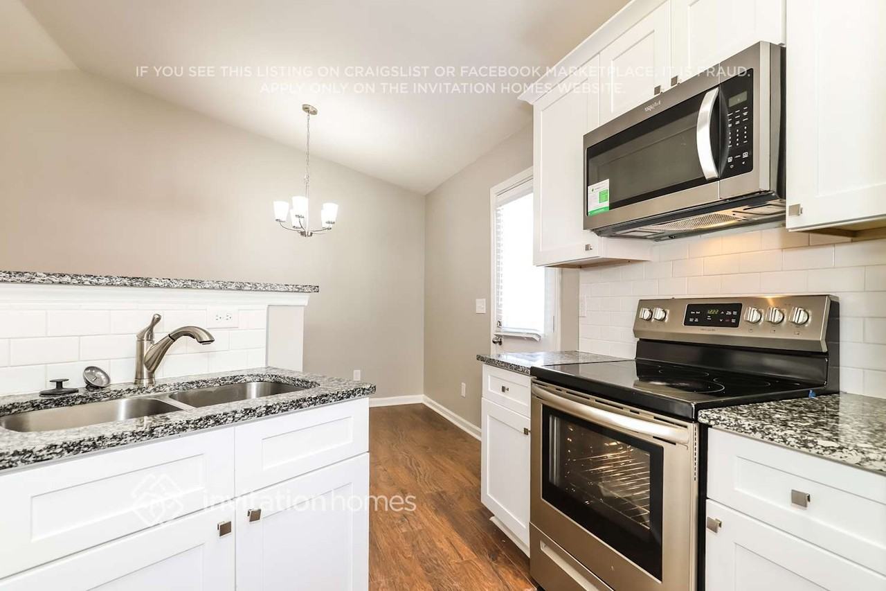 4210 Whitfield Rd - Photo 7 of 15