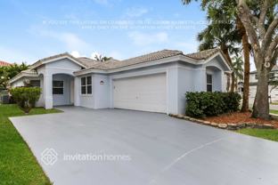 11146 Harbour Springs Cir - Photo 1 of 1
