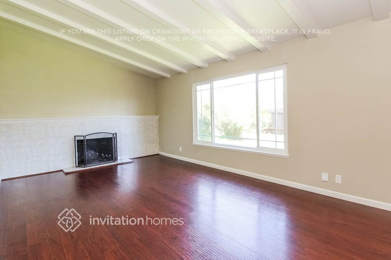 7215 15th St - Photo 3 of 17