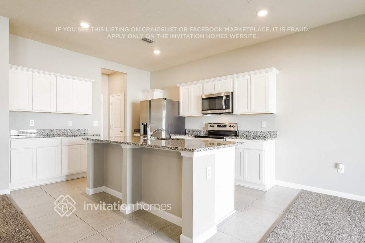 2288 Litchfield Loop - Photo 6 of 18