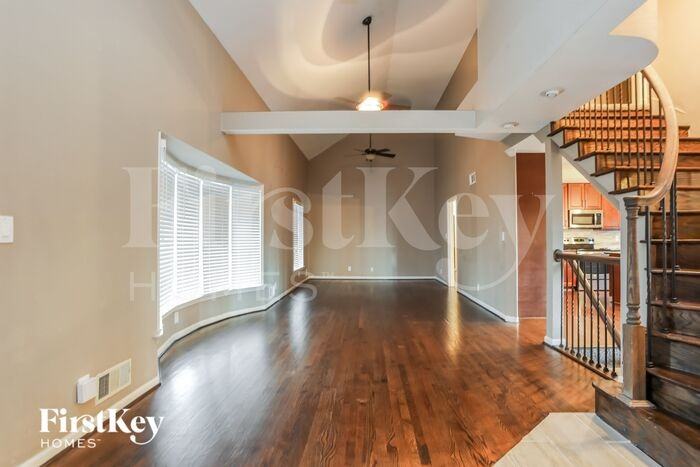 3600 S Cottage Ave - Photo 2 of 15