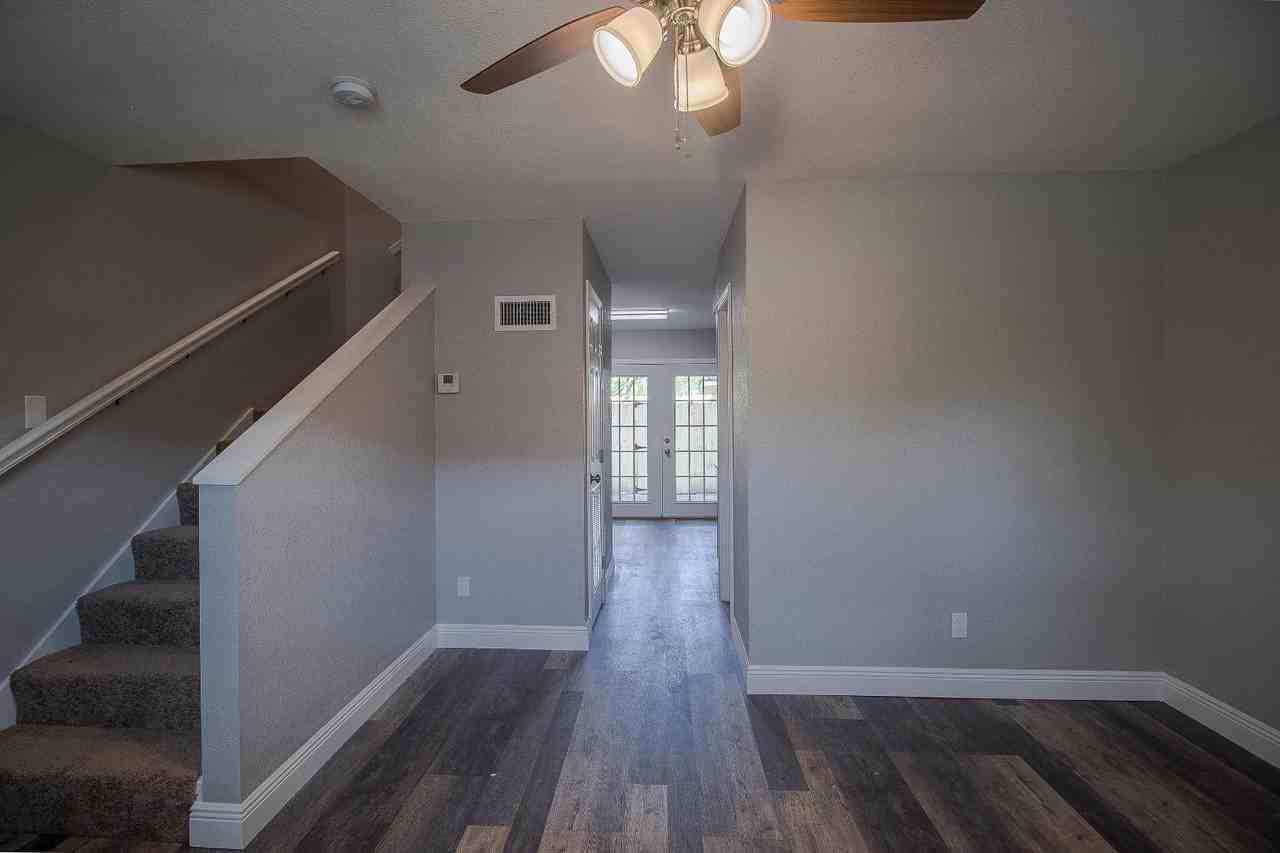 339 Park Row Avenue 9-12 - Photo 4 of 10