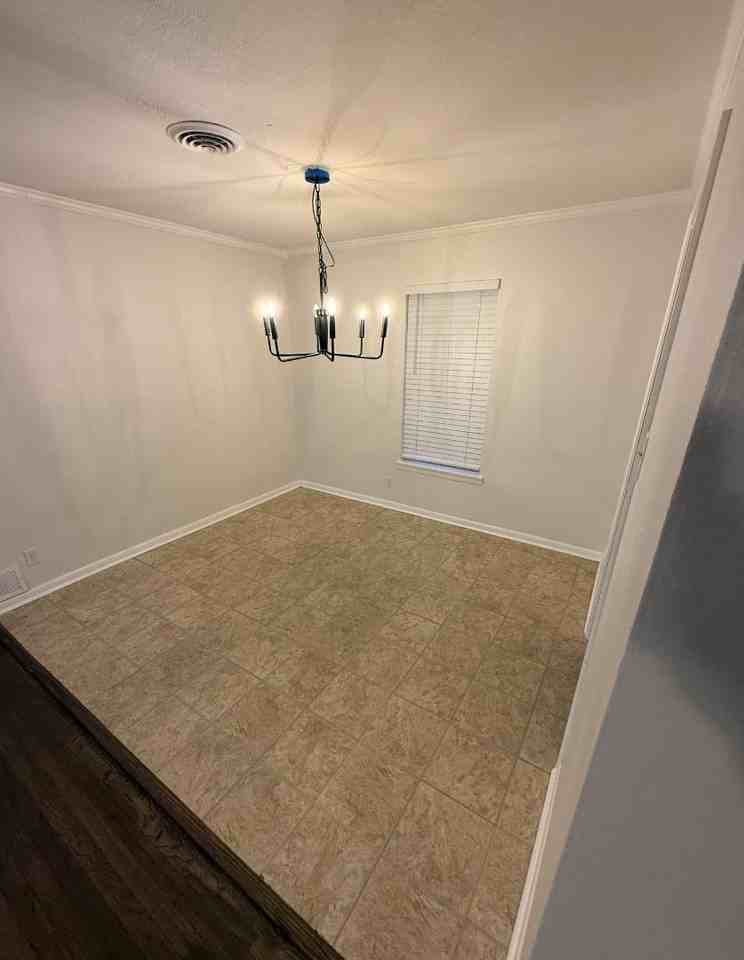 133 Vandenburg Dr. - Photo 3 of 9