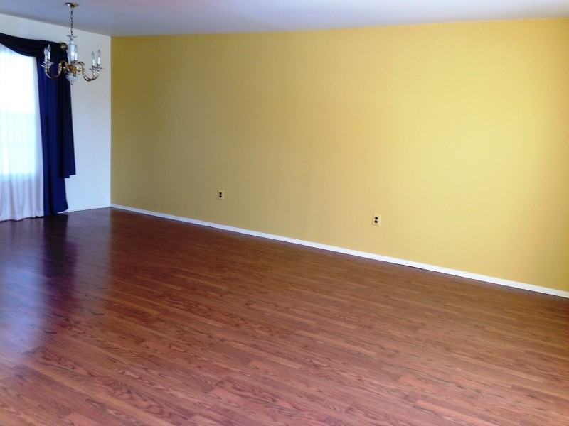 247 Fairfield Ln - Photo 2 of 20