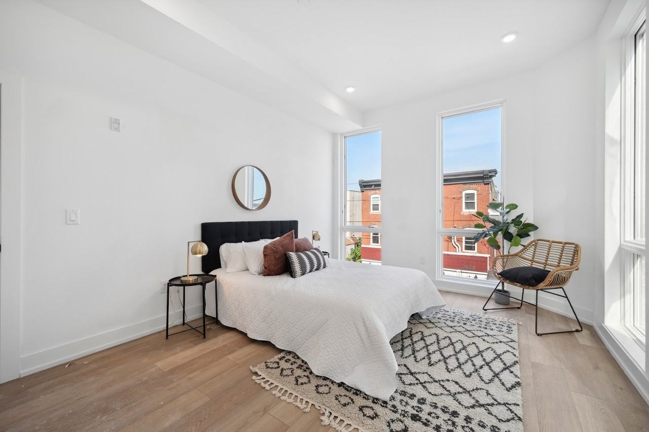 3037 Richmond St #201 - Photo 5 of 15