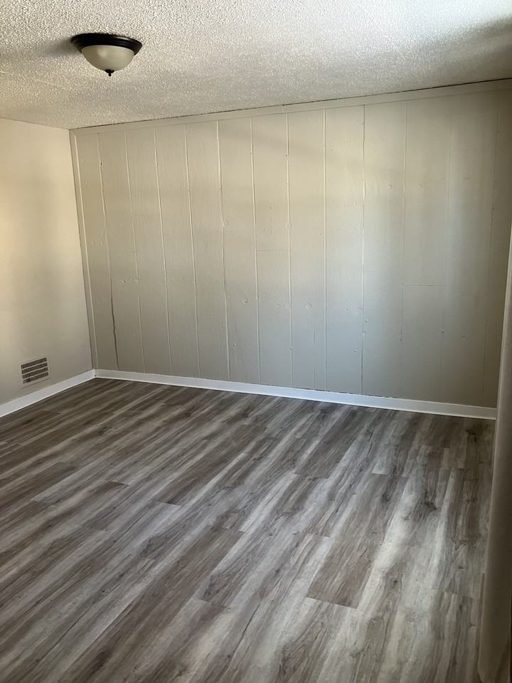 69 Commodore Ave #73 - Photo 3 of 10