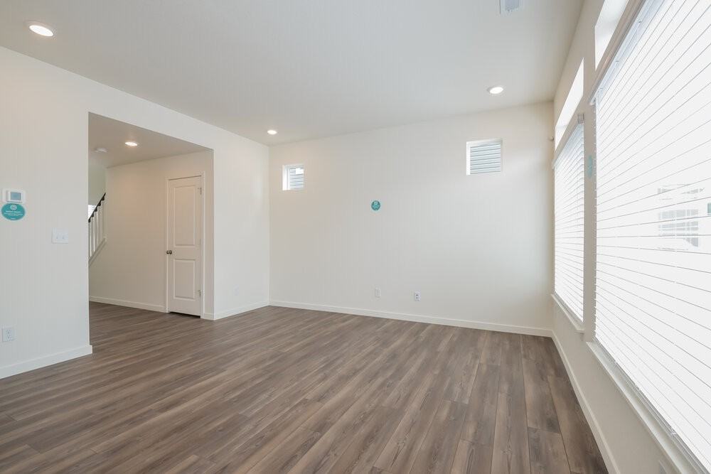 4654 Tower Dr - Photo 6 of 17