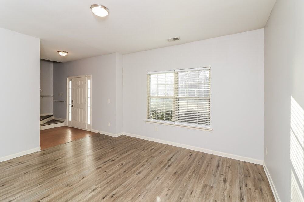 165 Camellia Way - Photo 7 of 17