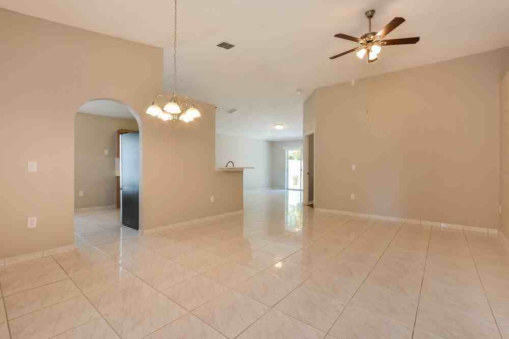 10113 Dean Chase Blvd - Photo 6 of 16