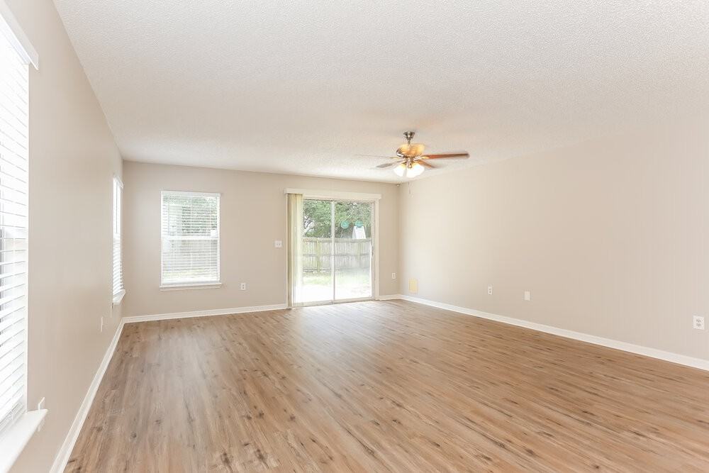 7910 Cherry Blossom Dr S - Photo 3 of 16