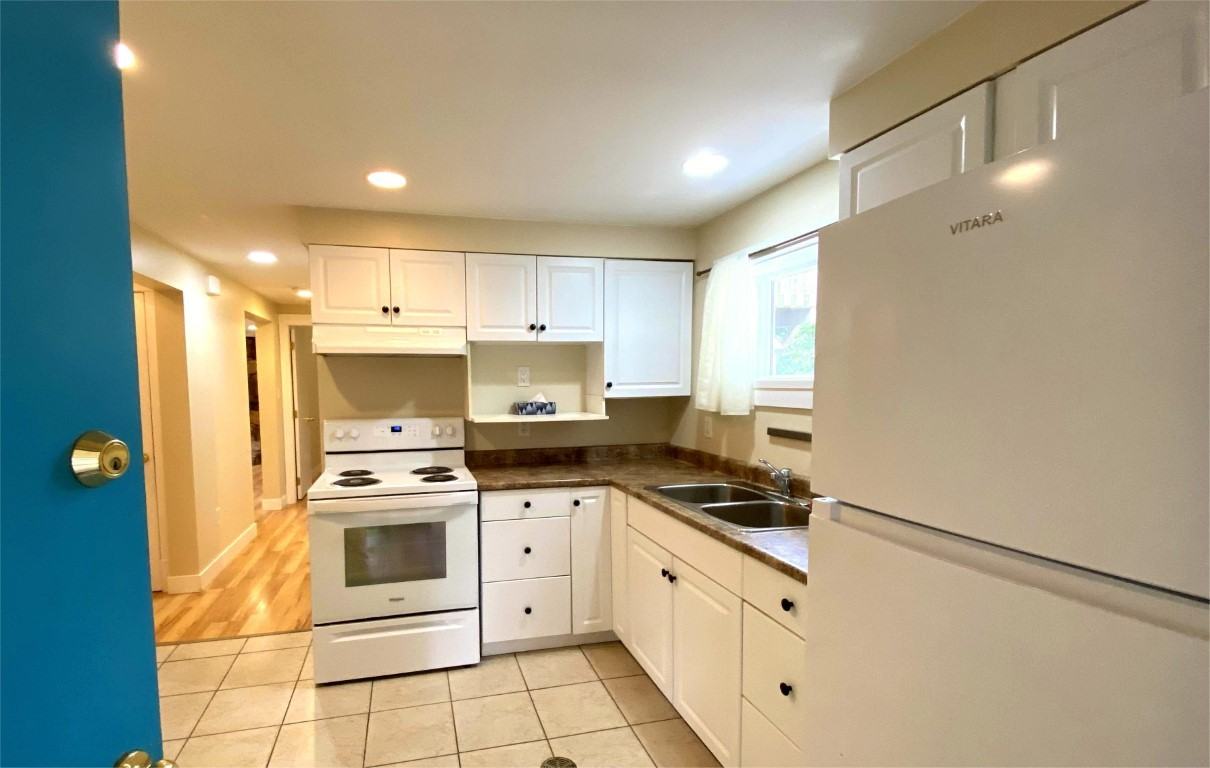 100 Eagle Cres Lowr - Photo 2 of 13