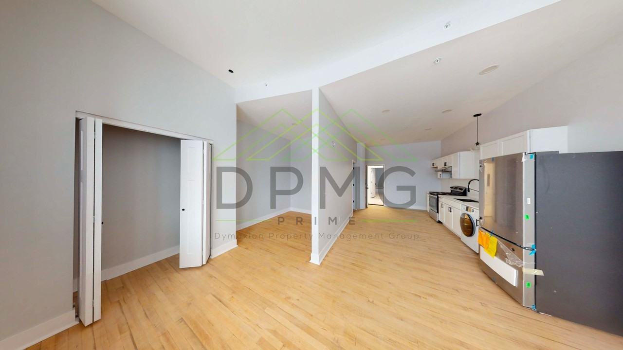 1030 S Holmes St #314 - Photo 3 of 6