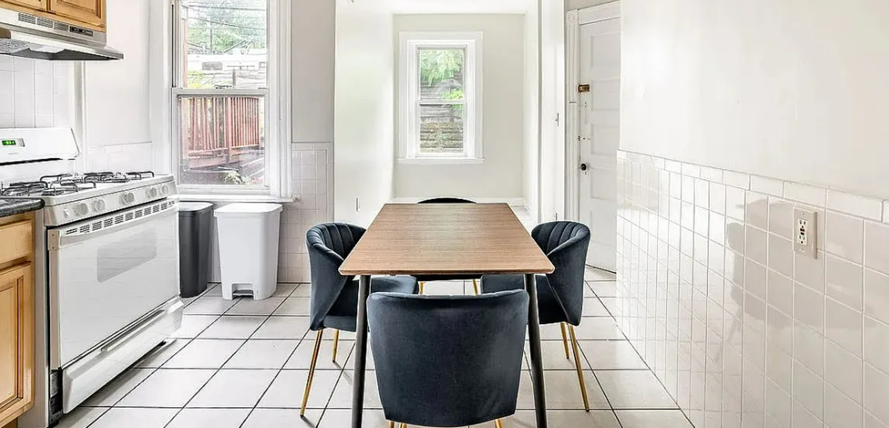 12 Strathmore Rd - Photo 2 of 5