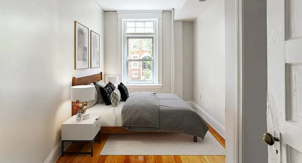 12 Strathmore Rd - Photo 4 of 5