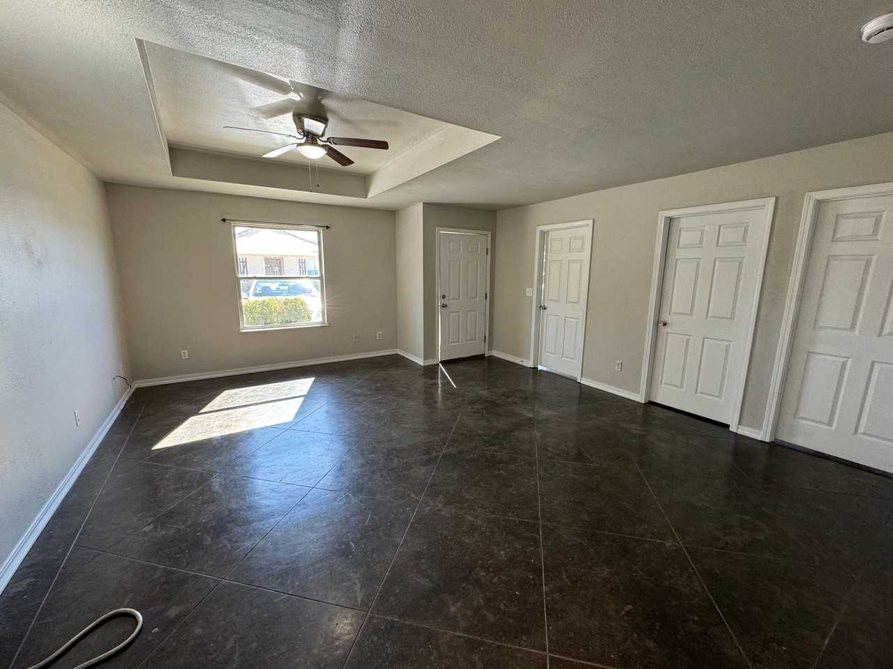 45 Sophie Jo Ln - Photo 3 of 16