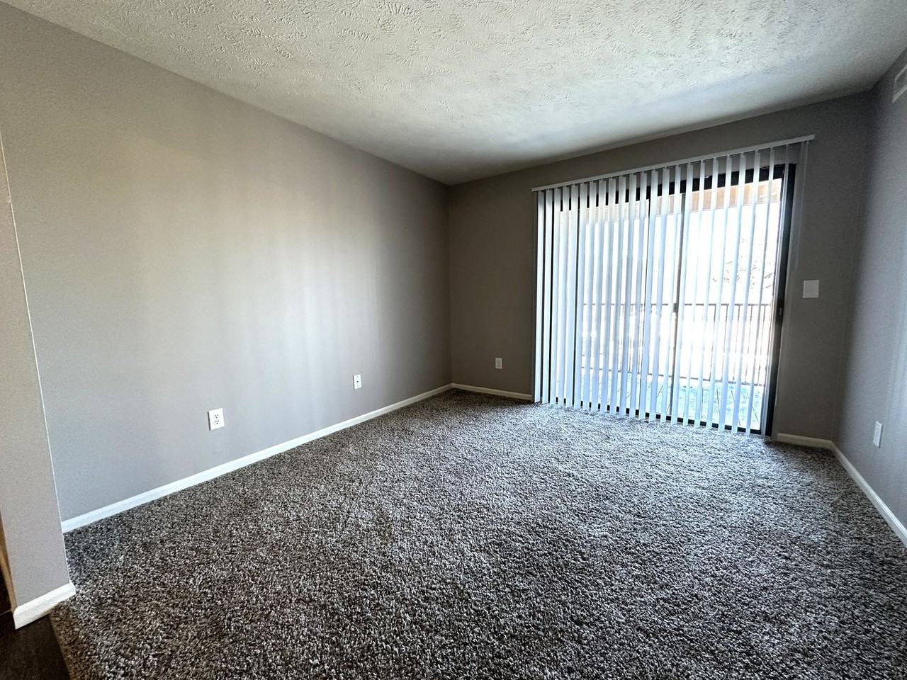 Fox Hill Apartments - Photo 7 of 18