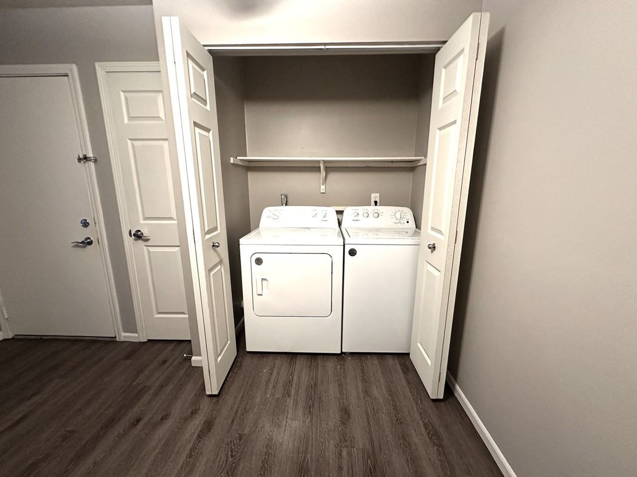 Fox Hill Apartments - Photo 5 of 15