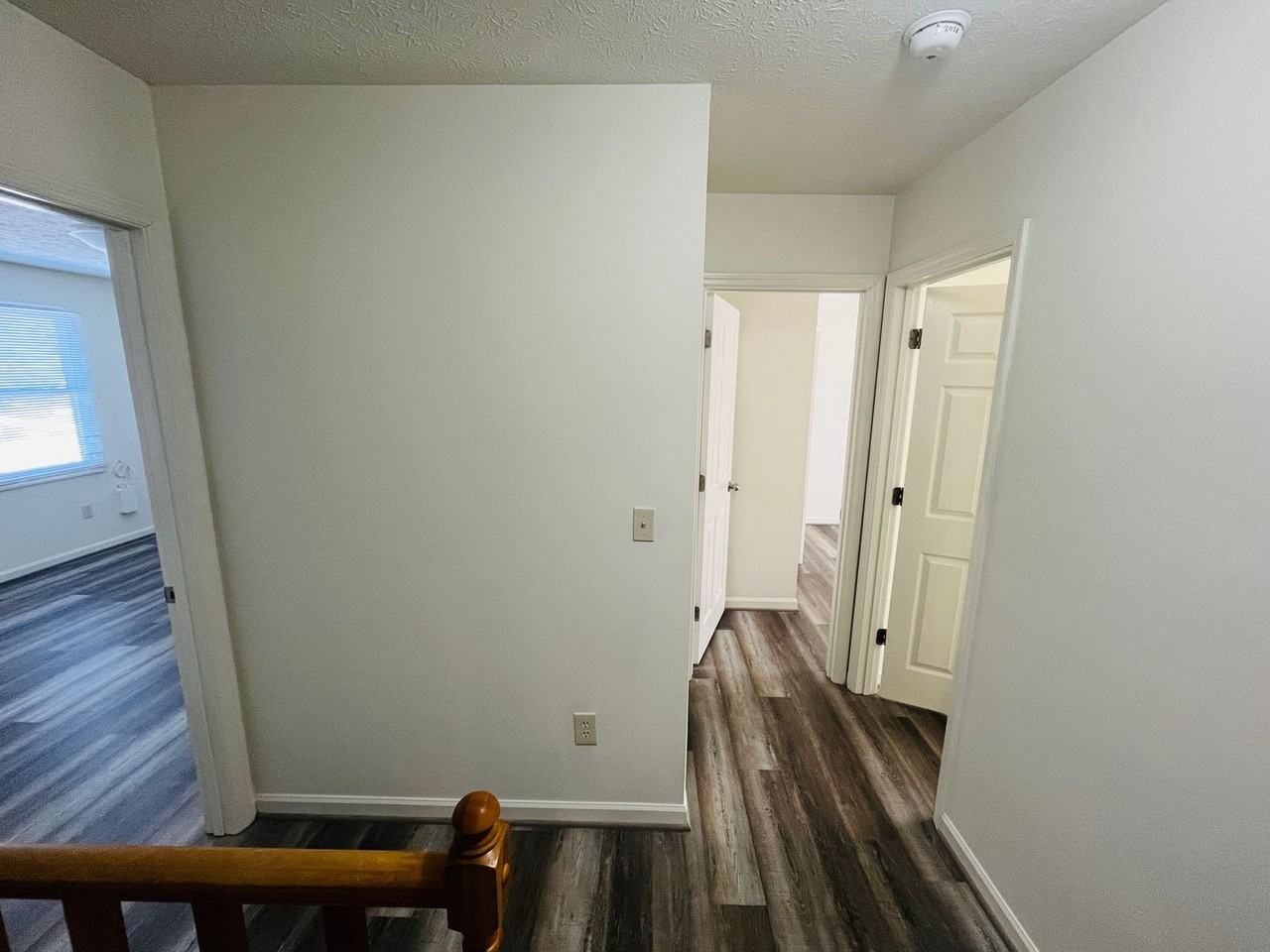 208 Marlington St - Photo 5 of 11