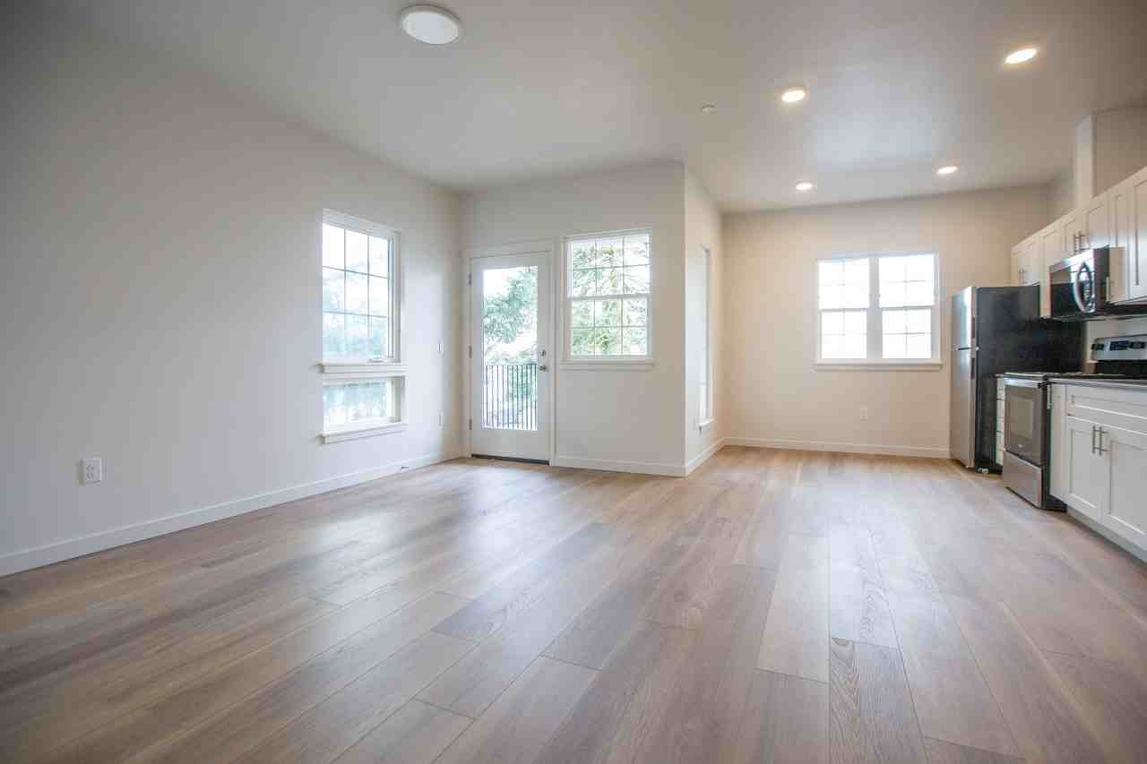 1123 N 3rd St - Photo 2 of 16