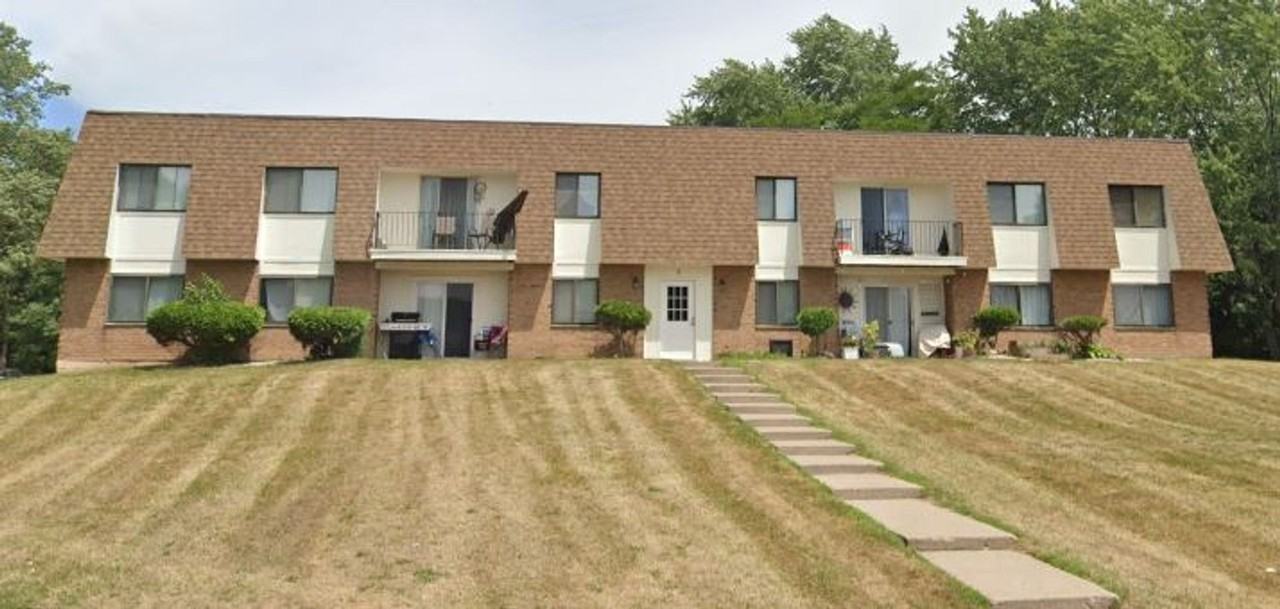 17 Stenwick Dr - Photo 2 of 26