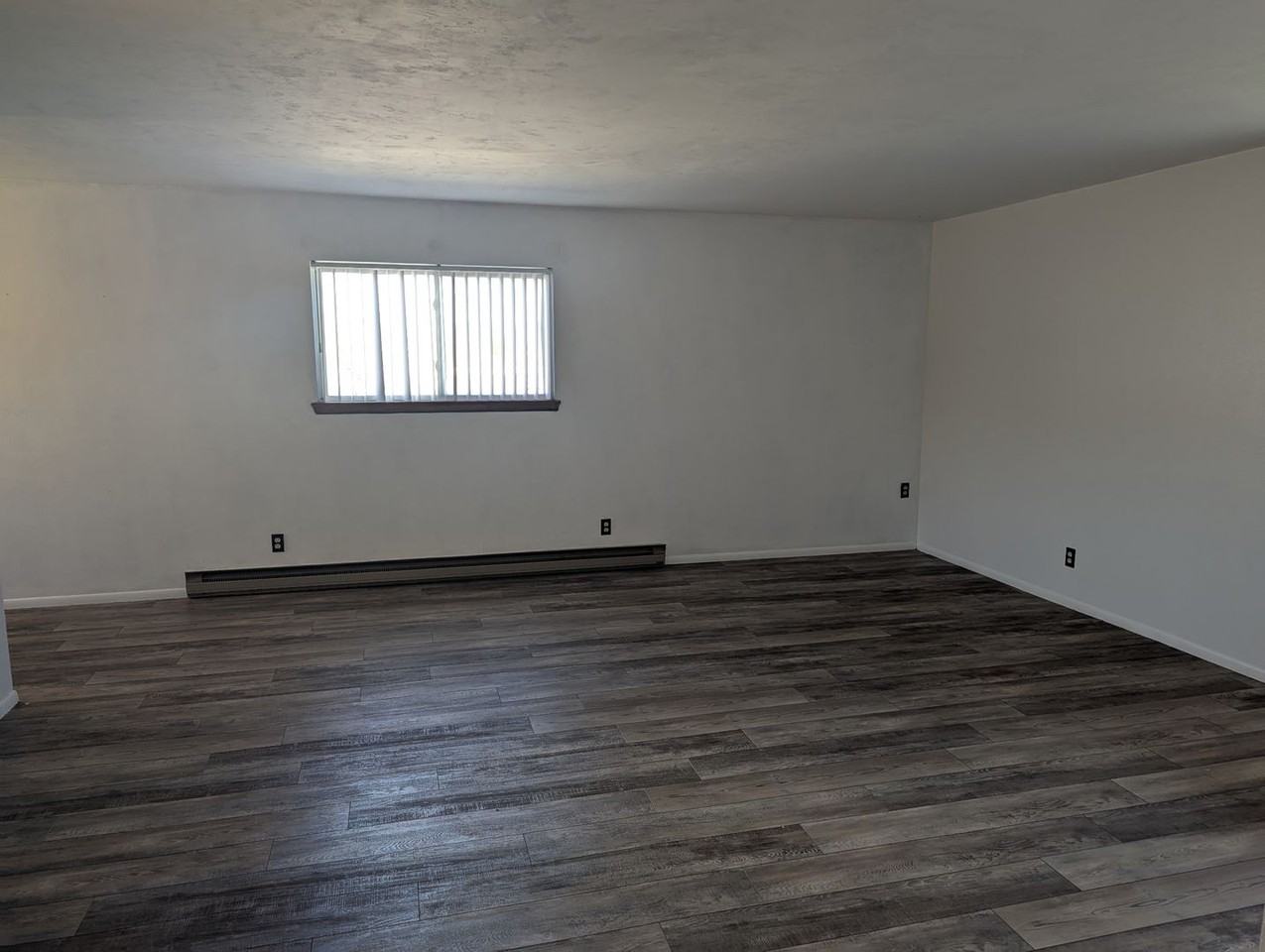 75 Park Ln #C - Photo 4 of 12