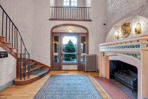 featured image of 2052 Se Hawthorne Blvd