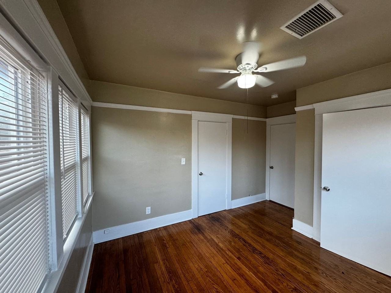 365 N Echo Ave - Photo 2 of 15
