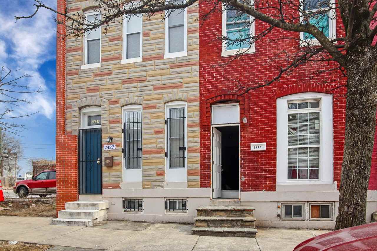 2427 Brentwood Ave - Photo 2 of 26