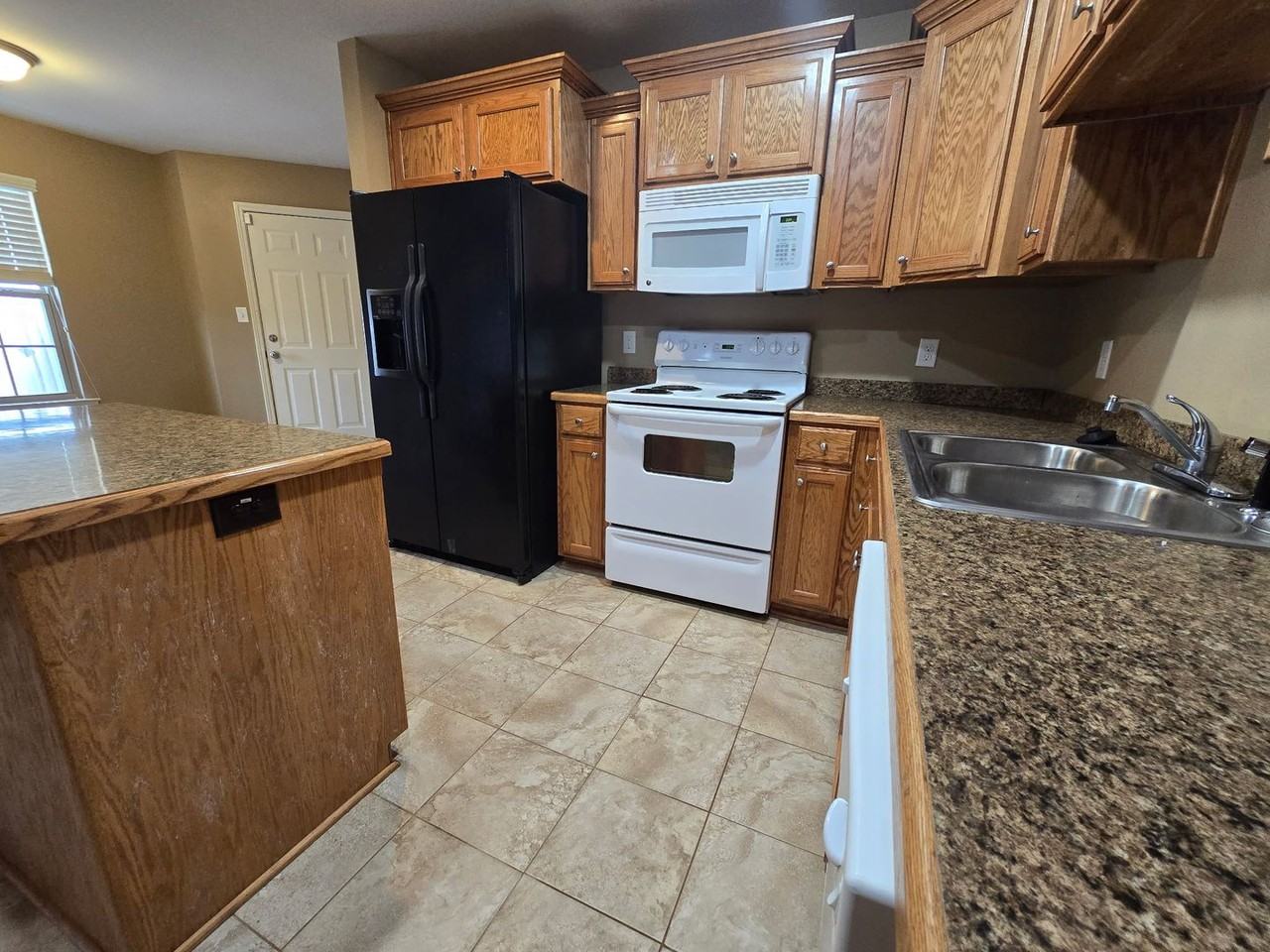 3537 Terrace Hill Ct - Photo 3 of 13