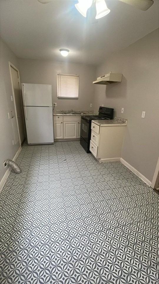 1214 3rd St - Photo 6 of 9