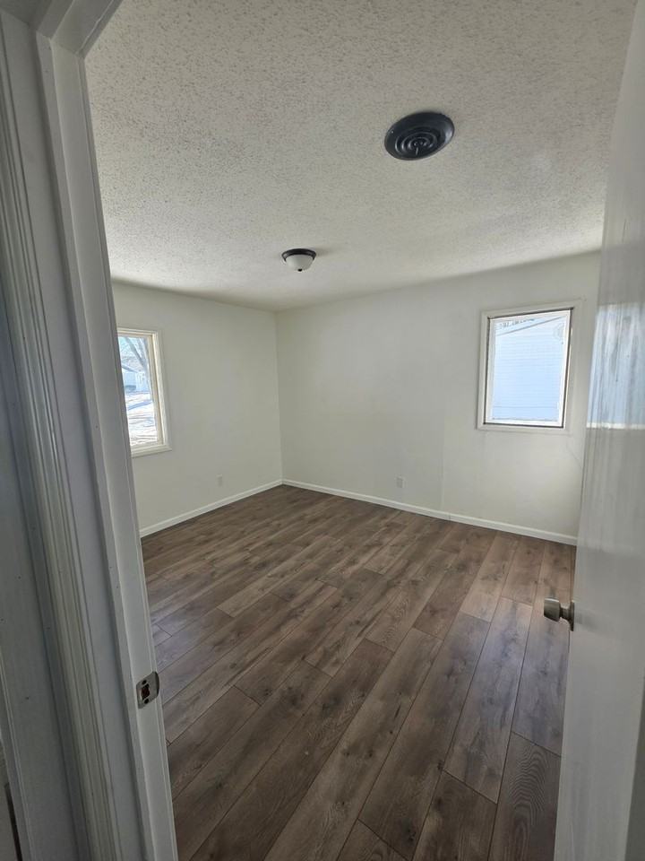 14 W Adams Dr - Photo 7 of 8