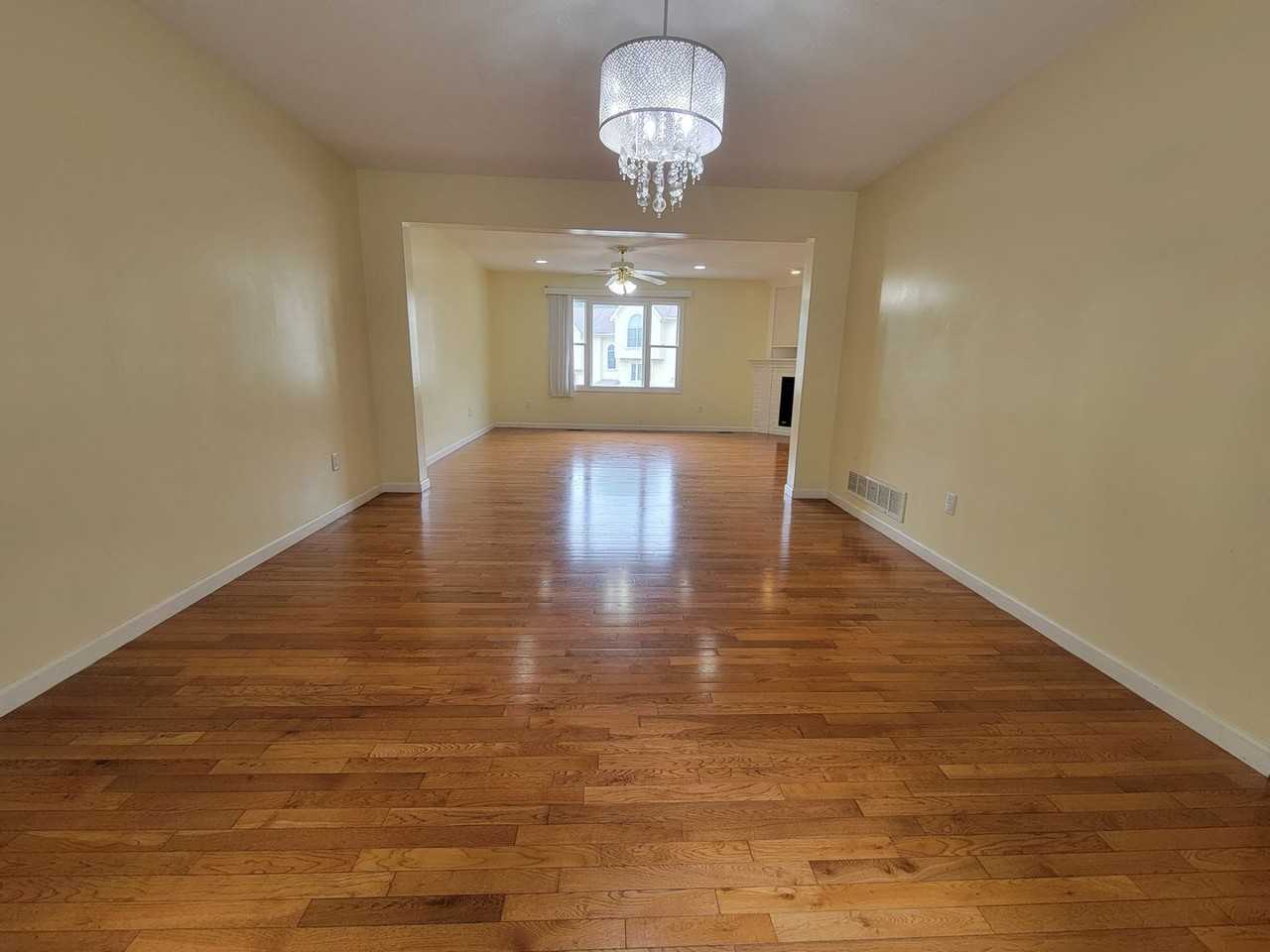 233 Palisades Dr - Photo 7 of 14