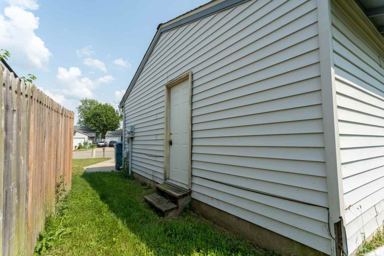 3510 Bearwood Ct - Photo 3 of 10