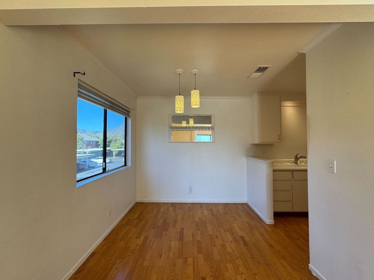 192 W Agua Caliente Rd - Photo 3 of 18