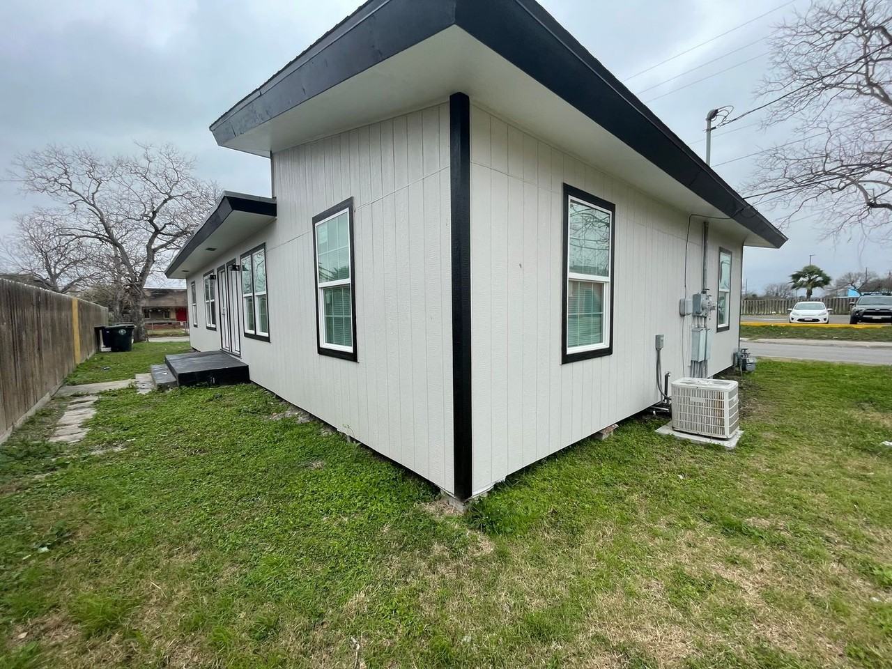 4343 Kilgore St - Photo 7 of 8