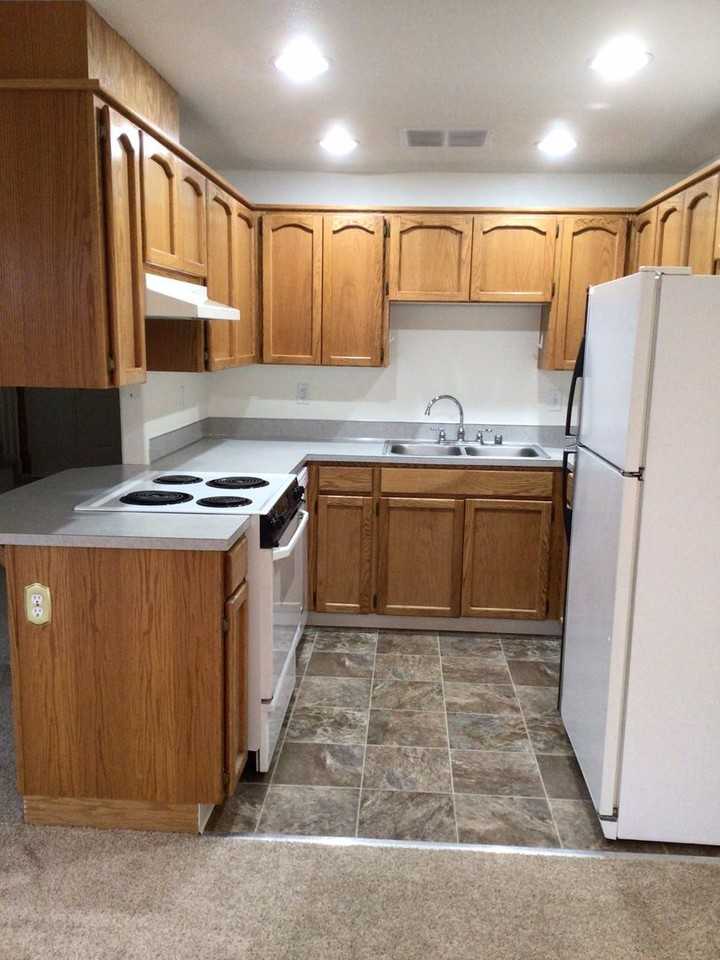 5116 Ne 77th Ave - Photo 3 of 10