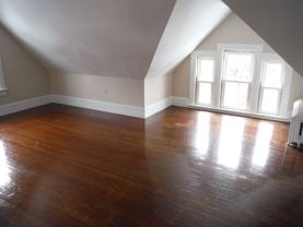 453 Glen St - Photo 1 of 1