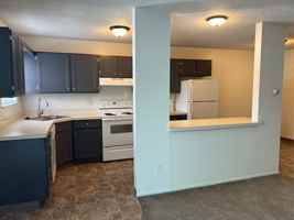 featured image of 1644 E 17th St