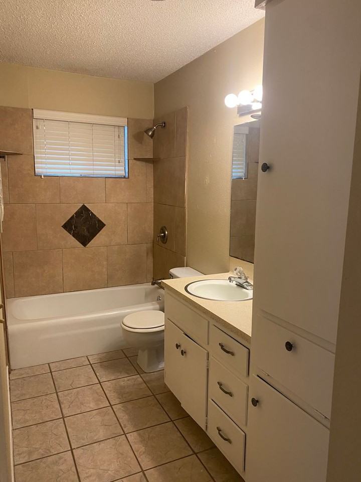 1601 Enfield Rd - Photo 7 of 22