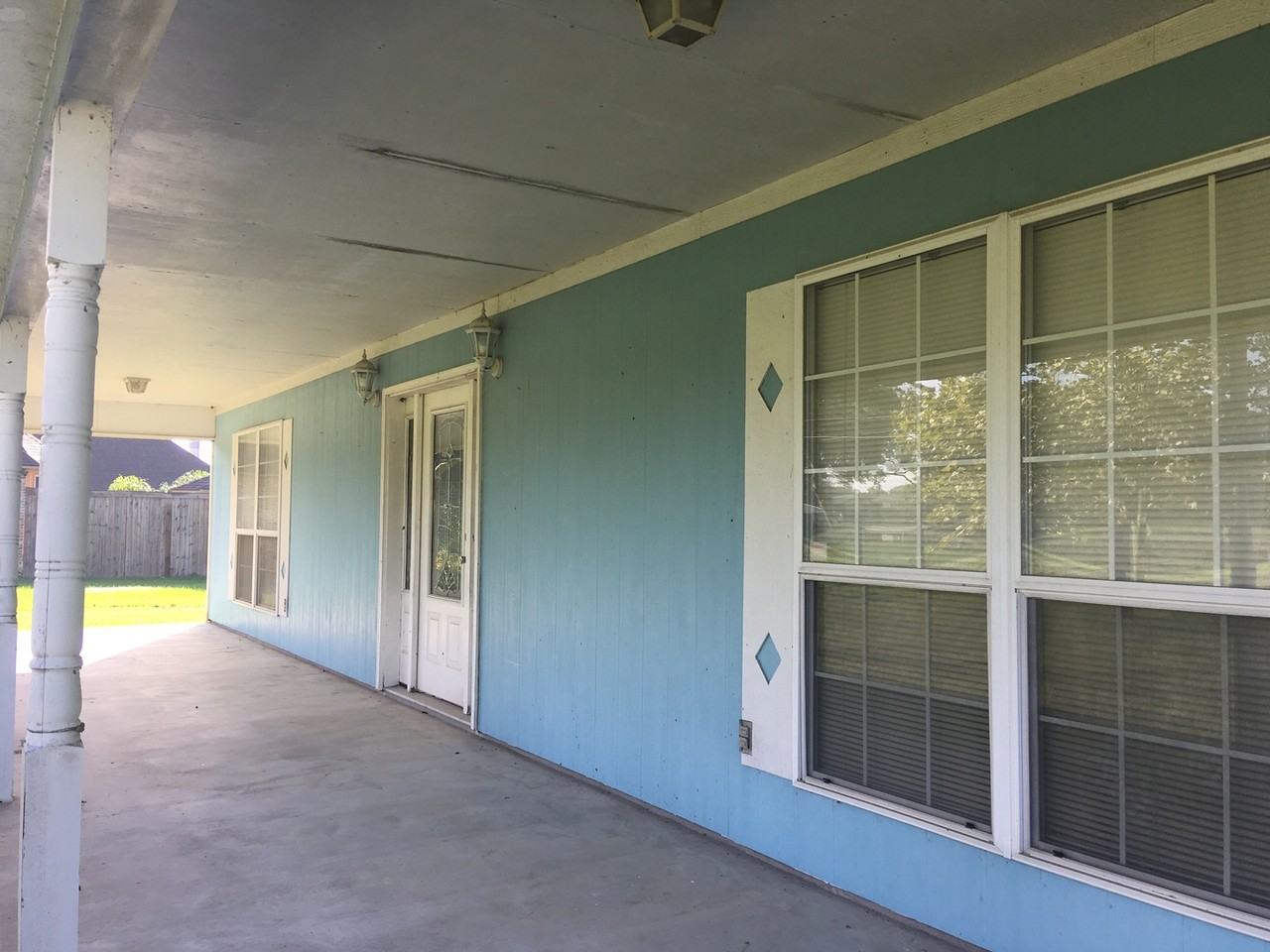 1329 W Gloria Switch Rd - Photo 2 of 17