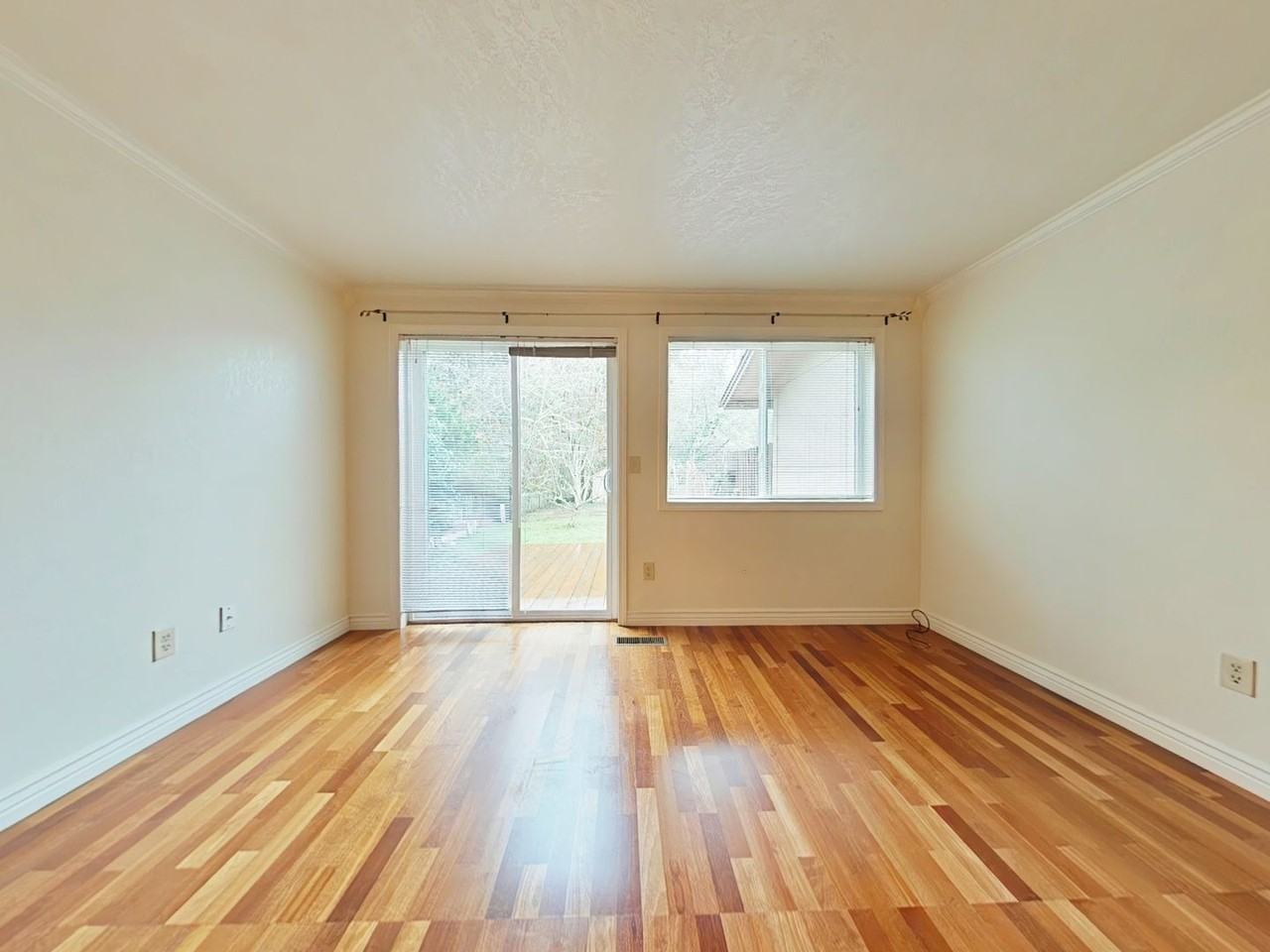 1674 Sw Country Club Pl - Photo 2 of 12