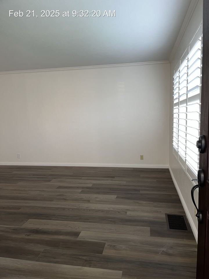 1818 Jackson St - Photo 2 of 19