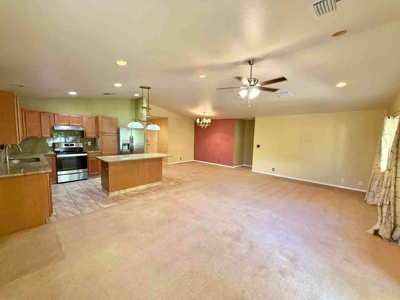 90 Kamahao St - Photo 3 of 19