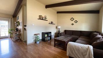 featured image of 2821 Redwing Rd